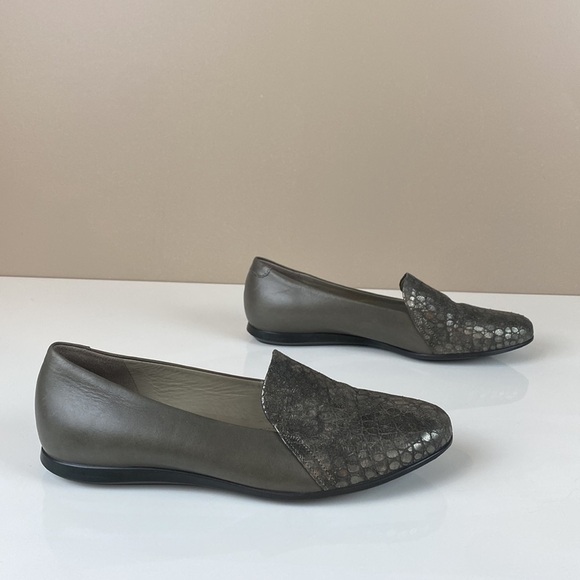 Ecco Ballerina Metallic Snake Embossed Leather Flats Size 37(6/6.5) - Picture 2 of 16